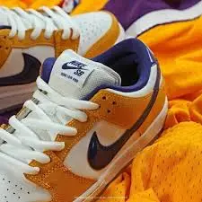 Alternative view of Giày Nike Dunk Low Pro SB 'Laser Orange' BQ6817-800