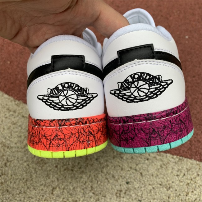 Giày Nike Air Jordan 1 Low GS 'Multi-Color' CV9548-100 - Ảnh 5