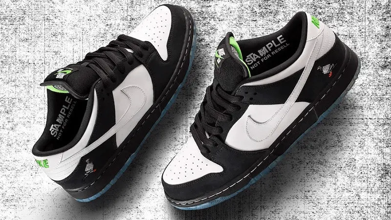 Alternative view of Giày Nike Jeff Staple x Dunk Low Pro SB 'Panda Pigeon' BV1310-013