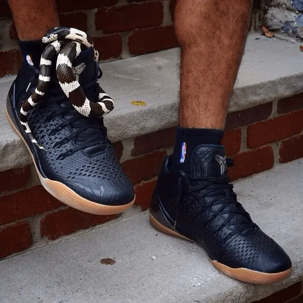 Giày Nike Kobe 9 Mid EXT QS 'Snakeskin' 704286-001 - Ảnh 3