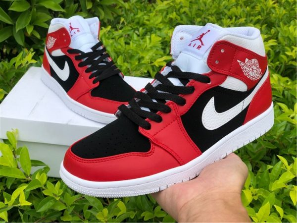 Giày Nike Wmns Air Jordan 1 Mid 'Gym Red Black' BQ6472-601 - Ảnh 8