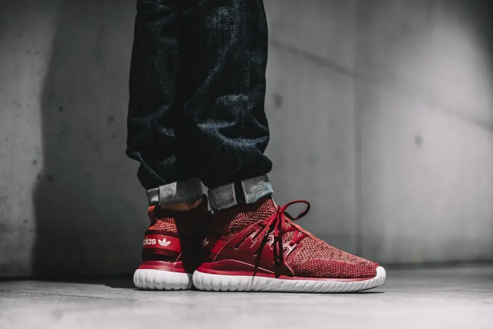 Alternative view of Giày Adidas Tubular Nova Primeknit 'Mystery Red' BB8406