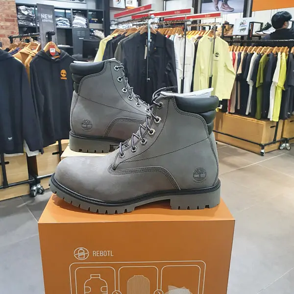 Alternative view of Giày Timberland Men's Medium Gray Nubuck Waterproof 6-inch Boots A2JCT