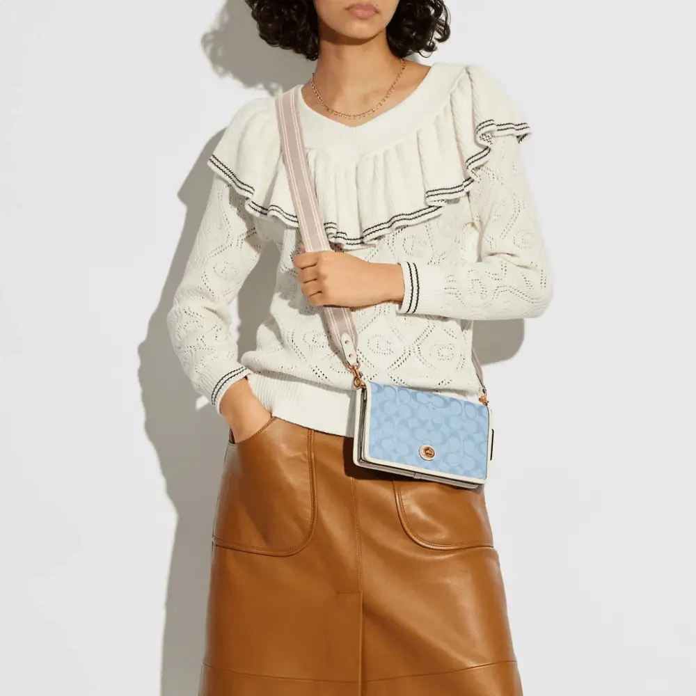Alternative view of Túi Coach 1941 Hayden Crossbody Bag Cotton Light Blue C4672 B4SUX