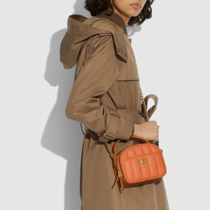 Alternative view of Túi Coach LunchBox Top Handle With Quilting C4678-B4SN7