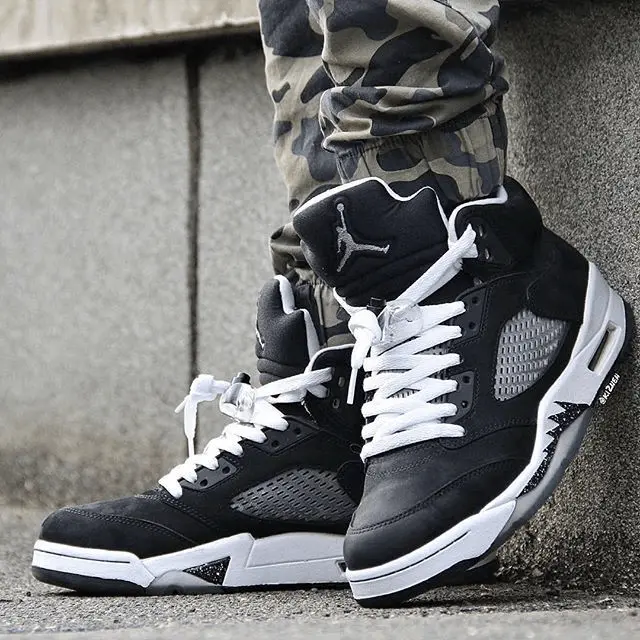 Alternative view of Giày Air Jordan 5 Retro 'Oreo' 136027-035