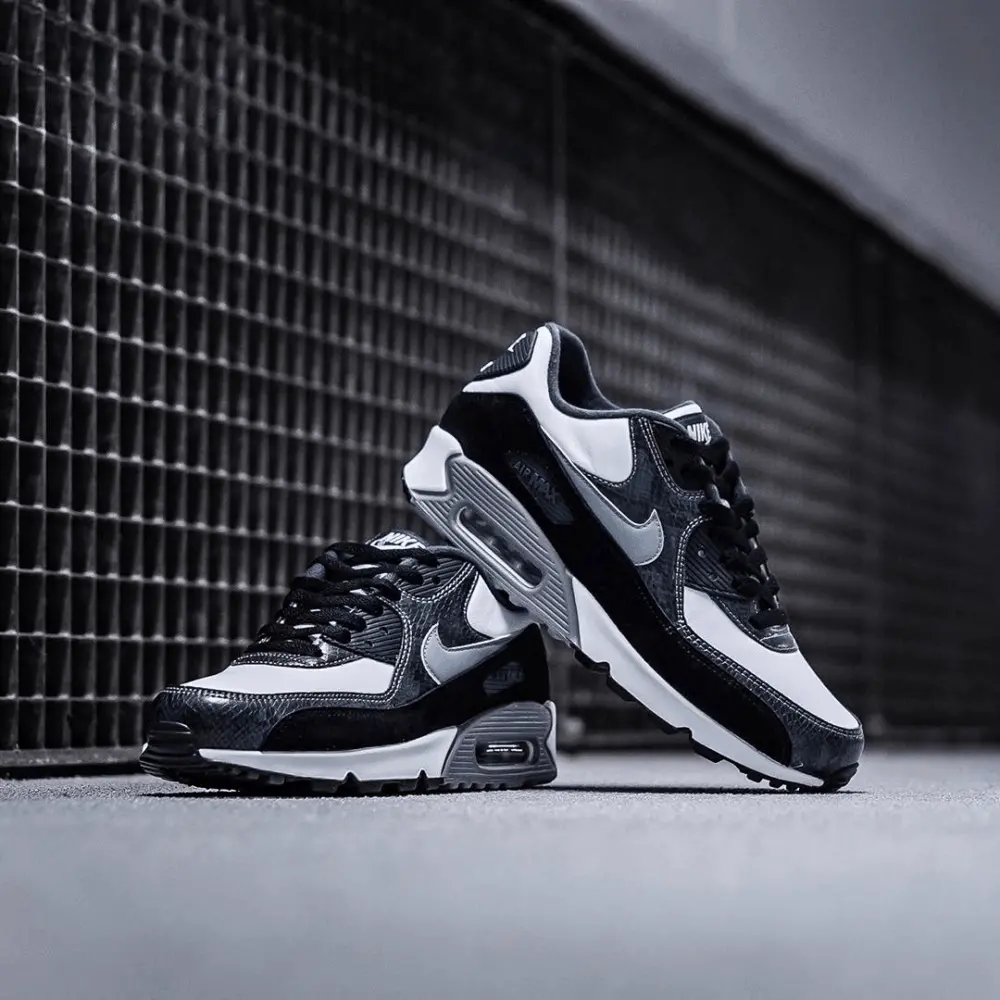 Alternative view of Giày Nike Air Max 90 Retro QS 'Python' 2019 CD0916-100