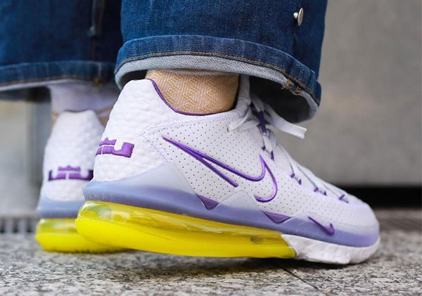 Giày Nike Lebron 17 Low EP 'Lakers' CD5006-102 - Ảnh 3