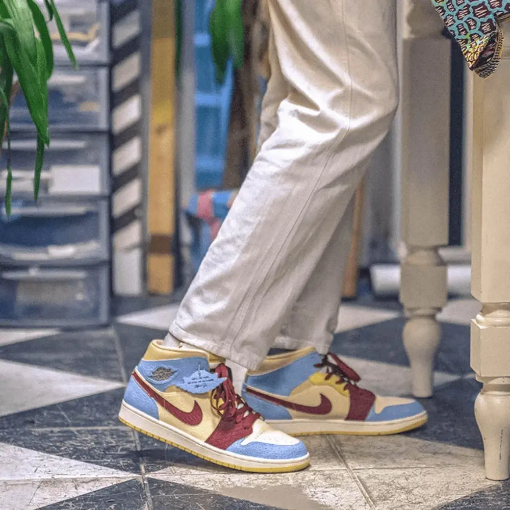 Giày Maison Chateau Rouge x Air Jordan 1 Mid SE Fearless CU2803-200 - Ảnh 3