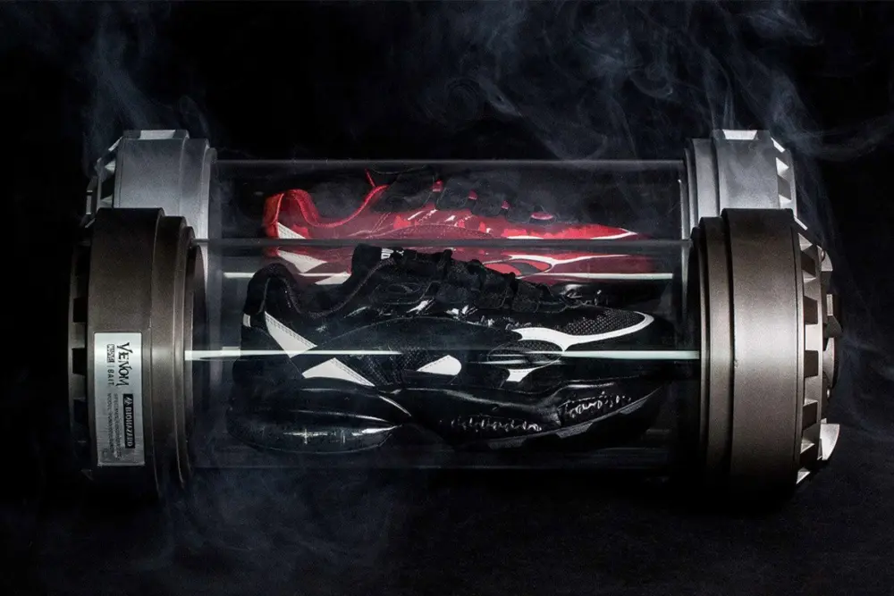 Alternative view of Giày BAIT x Marvel x PUMA Cell Venom "Carnage" 368540-01