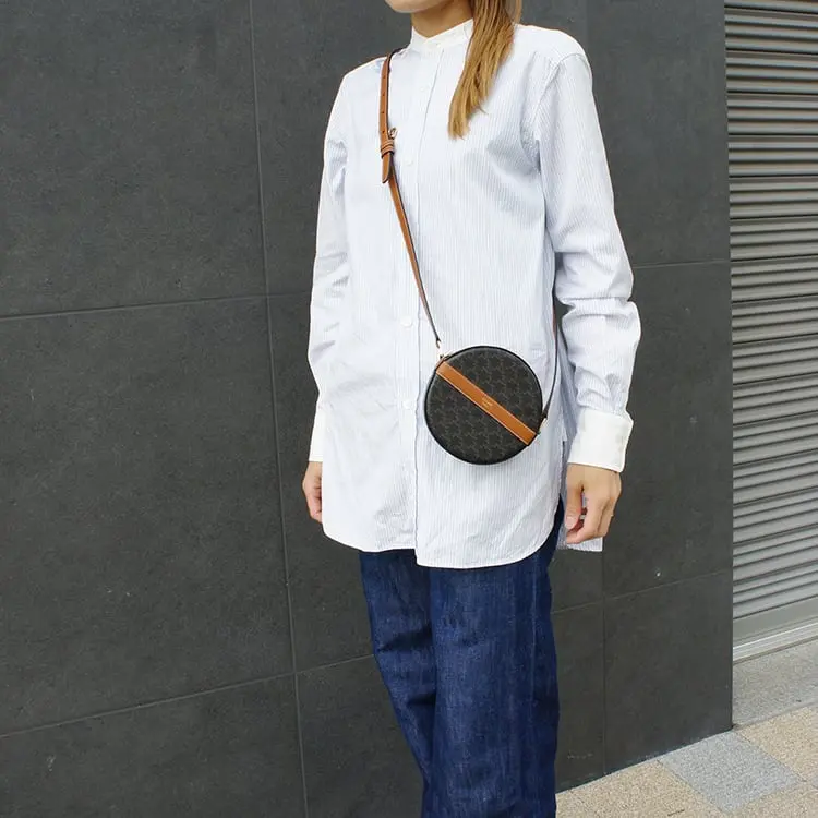 Túi Celine Round Purse On Strap In Triomphe Canvas And Lambskin 10G342CAM-04BT - Ảnh 5