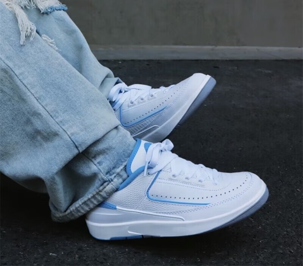 Giày Nike Air Jordan 2 Retro Low 'UNC' DV9956-104 - Ảnh 5