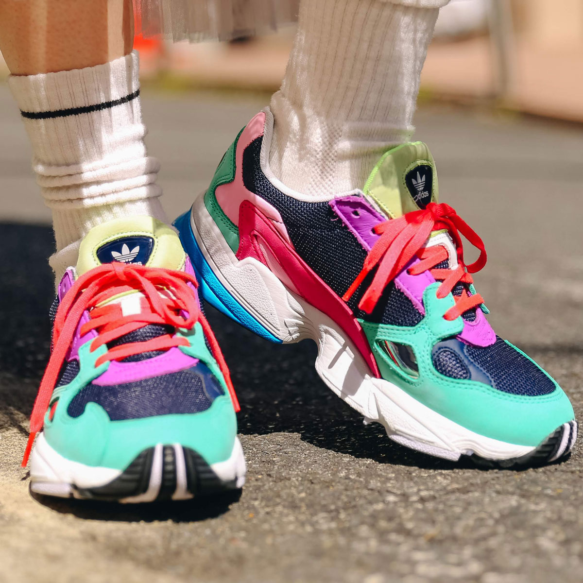 Giày Adidas Wmns Falcon 'Multi Color' CG6211 - Ảnh 3
