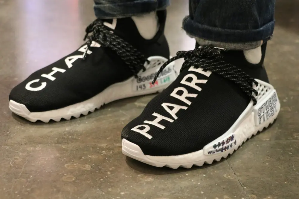 Giày Adidas Pharrell x Chanel x NMD Human Race Trail 'Chanel' D97921 - Ảnh 3