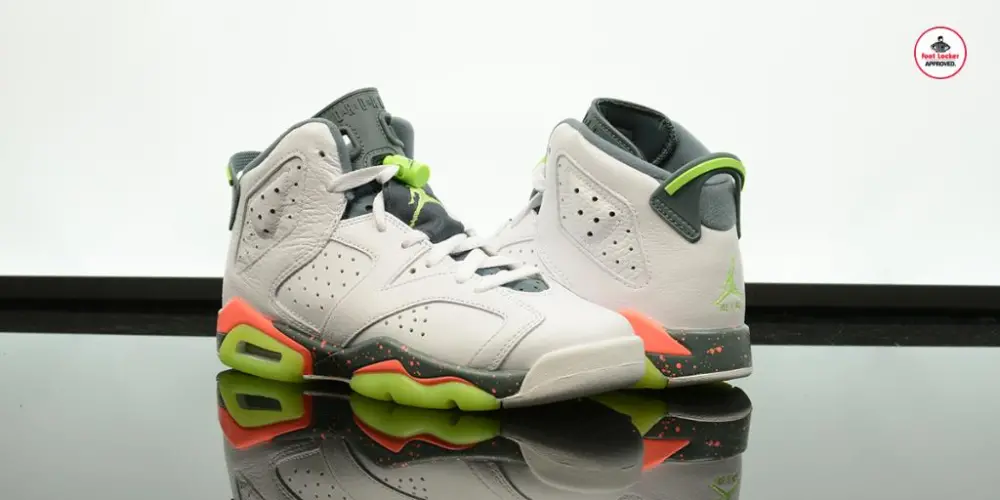 Alternative view of Giày Nike Jordan 6 Retro Bright Mango 384665-114