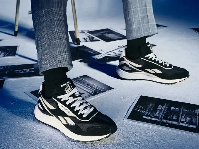 Alternative view of Giày Reebok Classic Legacy AZ 'Black Stucco' G55276