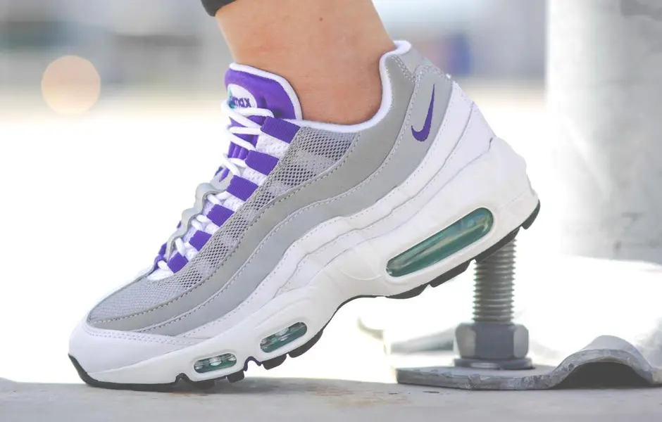 Alternative view of Giày Nike Wmns Air Max 95 'Grape' 2018 307960-109