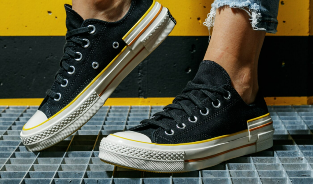 Giày Converse Chuck 70 Popped Colour Low 'Black SpeedYellow' 568802C - Ảnh 3