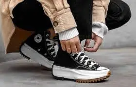 Alternative view of Giày Converse Run Star Hi 'Black' 166800C