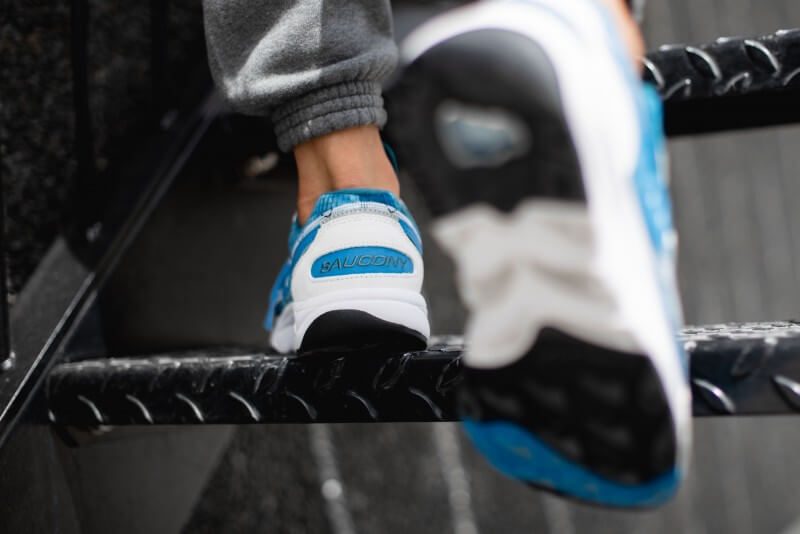 Giày Saucony Aya 'Tie Dye Blue' S70488-1 - Ảnh 5