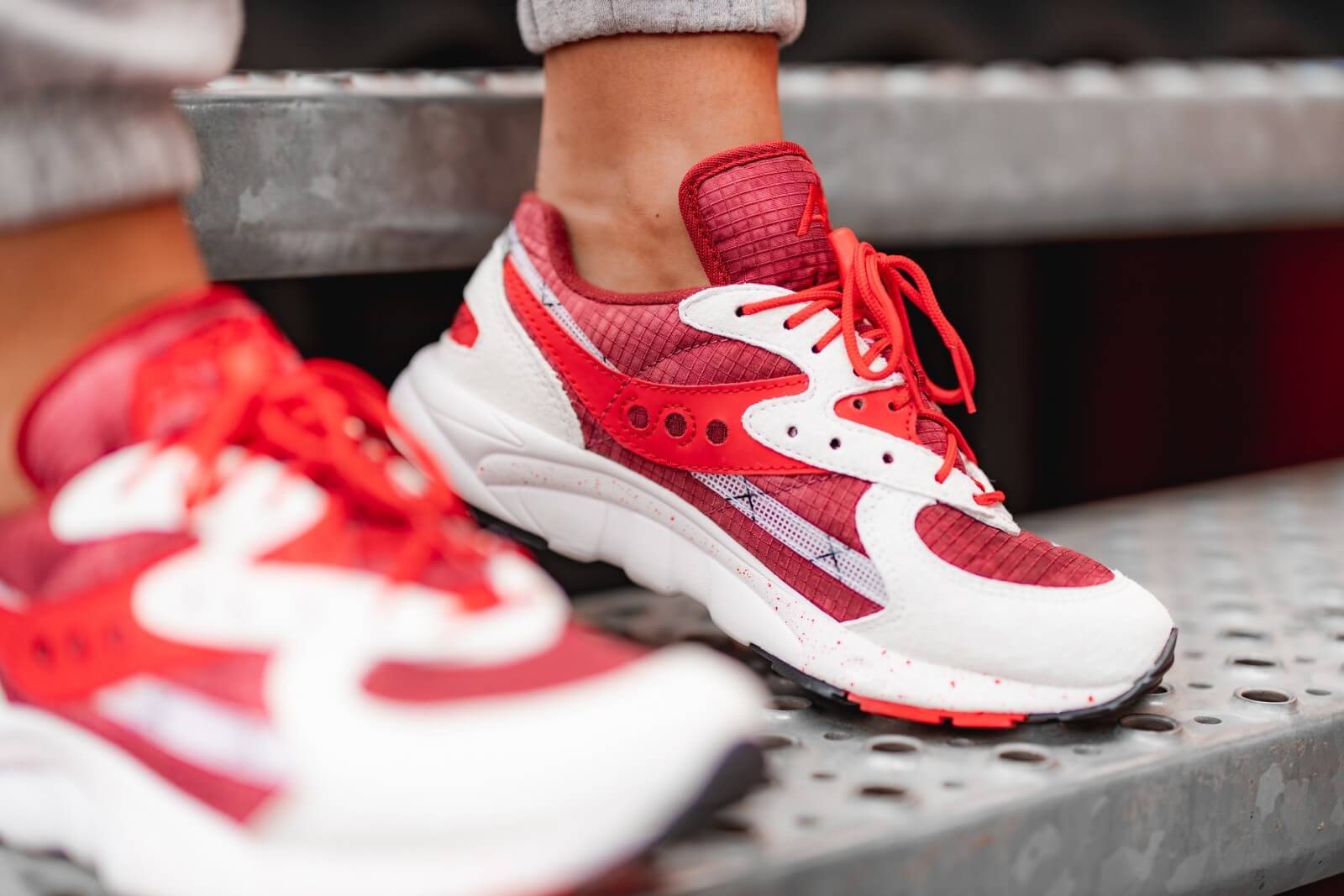 Giày Saucony Aya 'Tie Dye Red' S70488-2 - Ảnh 4