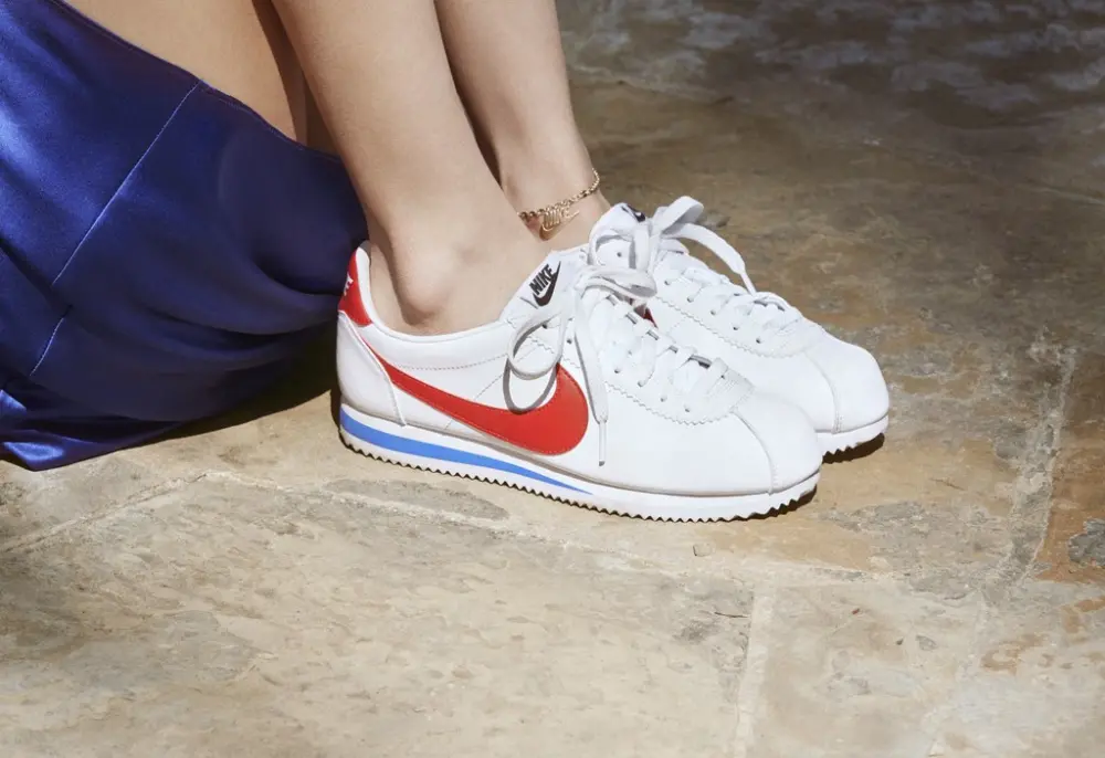 Alternative view of Giày Nike Classic Cortez Leather 'Forrest Gump' 749571-154