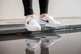 Giày Nike Wmns Air Max 90 'White Black' CQ2560-101 - Ảnh 3