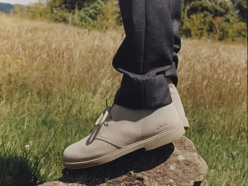 Alternative view of Giày Clarks Desert Boot 'Sand Suede' 261-55527