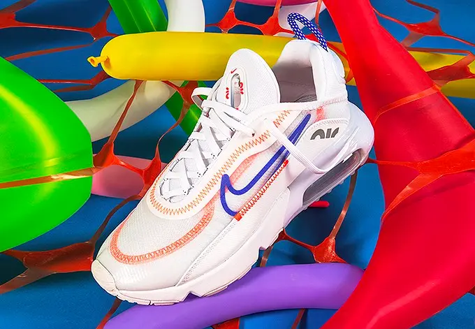 Alternative view of Giày Nike Wmns Air Max 2090 'White Flash Crimson' CT1290-100