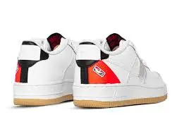 Alternative view of Giày Nike NBA x Air Force 1 LV8 1 HO20 GS 'White Bright Crimson' CT3842-101