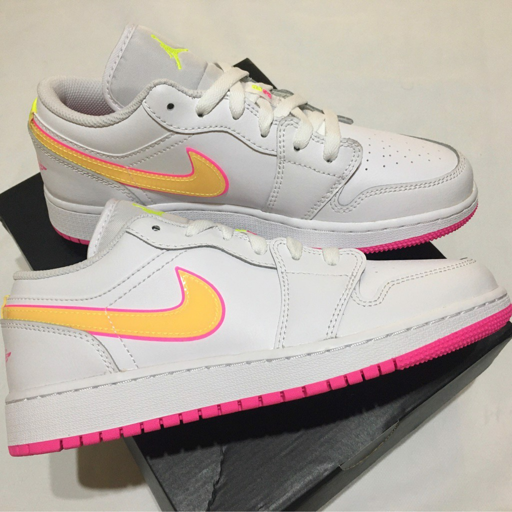 Giày Nike Air Jordan 1 Low GS 'Edge Glow' CV4610-100 - Ảnh 4