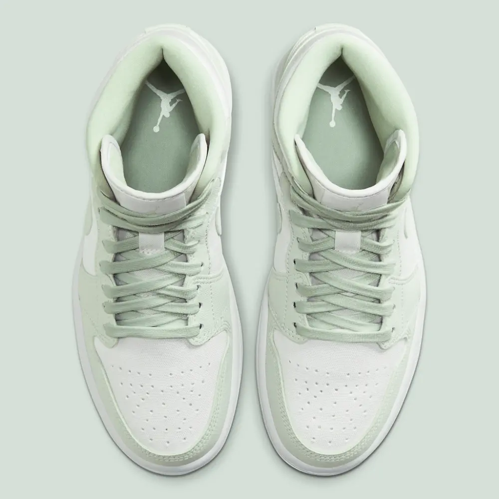 Alternative view of Giày Nike Wmns Air Jordan 1 Mid 'Spruce Aura' CV5280-103