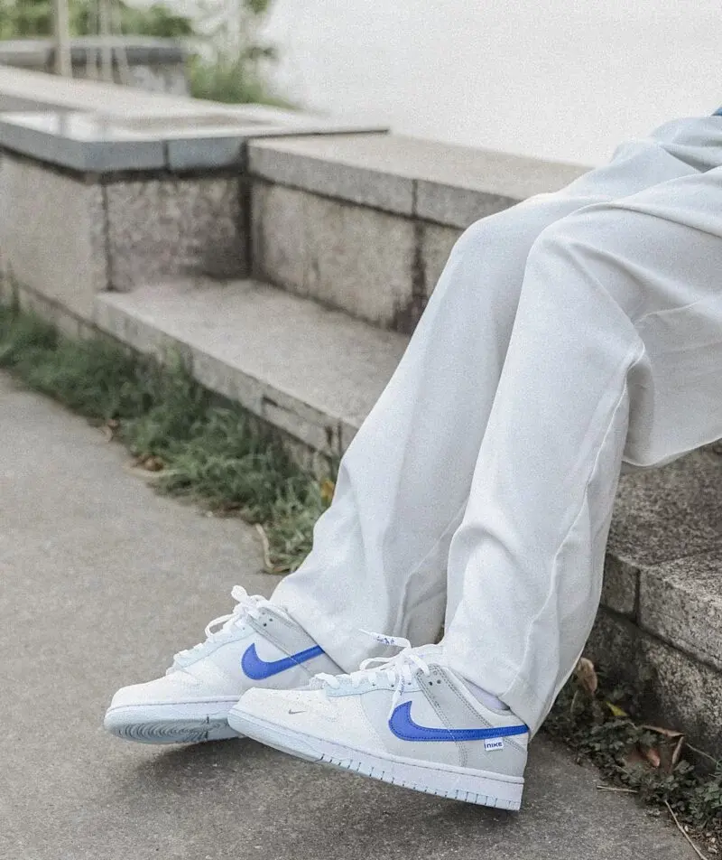 Alternative view of Giày Nike Dunk Low 'Ivory Hyper Royal' FB1843-141
