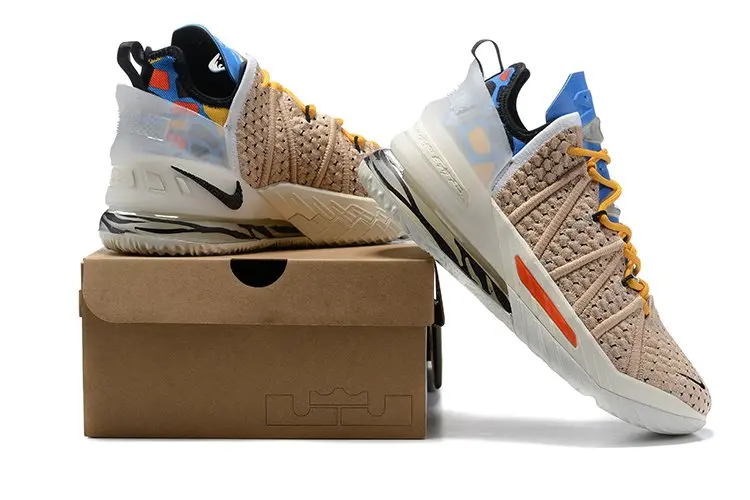 Alternative view of Giày Nike LeBron 18 'Majestic Ferocity' CW3156-900