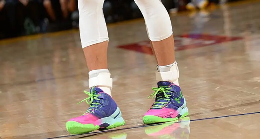 Giày Under Armour Curry 2 'Northern Lights' 1259007-652 - Ảnh 4