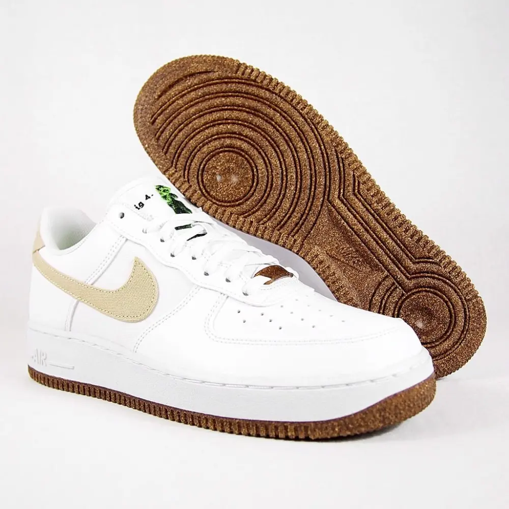 Alternative view of Giày Nike Air Force 1 '07 LV8 'Rhubarb' CZ0338-101