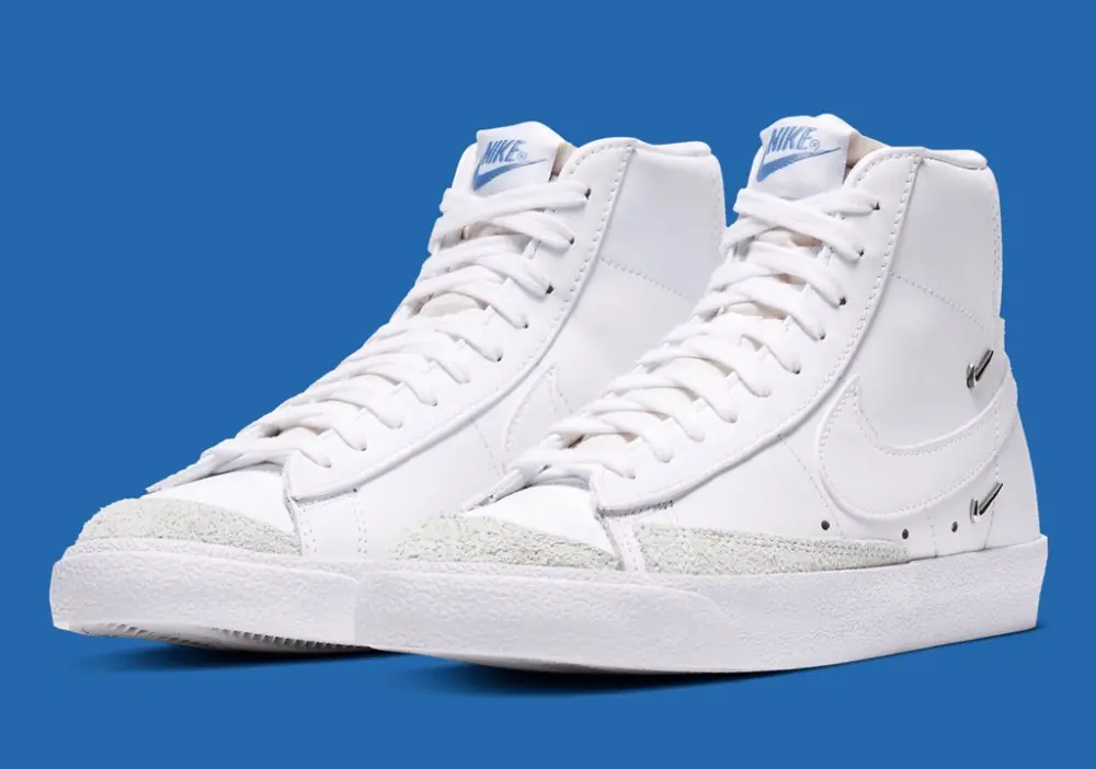 Alternative view of Giày Nike Wmns Blazer Mid '77 SE 'Sisterhood White Metallic Silver' CZ4627-100