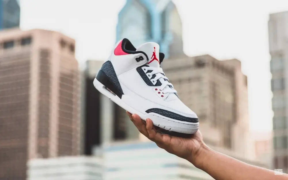 Alternative view of Giày Nike Air Jordan 3 Retro Denim SE 'Fire Red' CZ6431-100