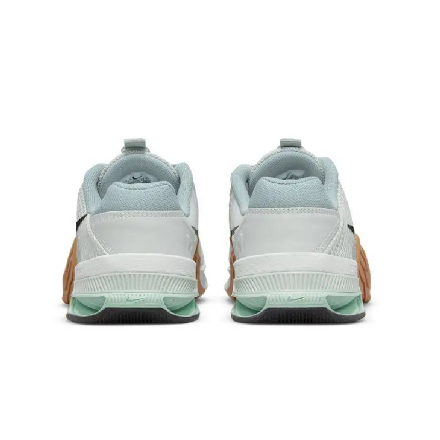 Alternative view of Giày Nike Metcon 7 'Light Silver Desert Ochre' CZ8281-003