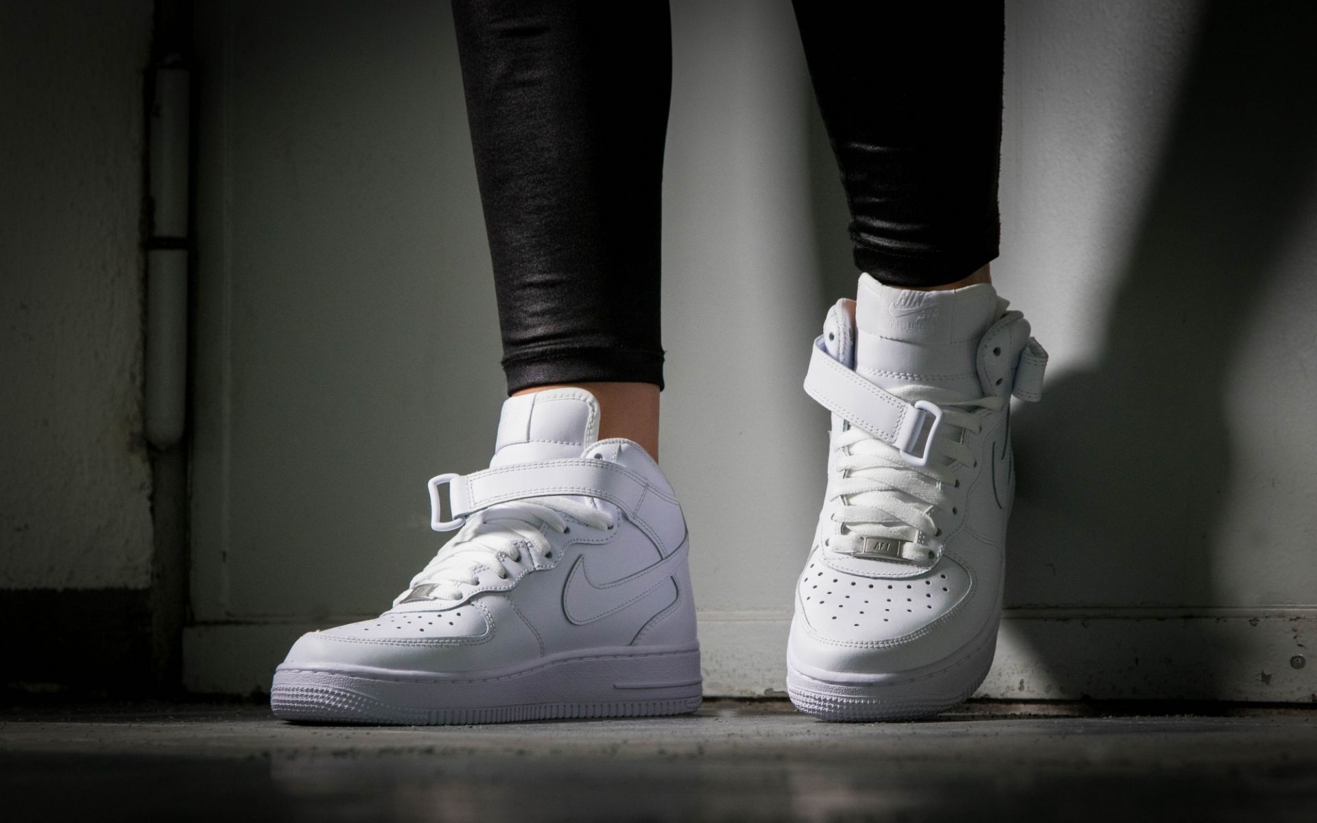 Giày Nike Air Force 1 Mid '07 314195-113 - Ảnh 4