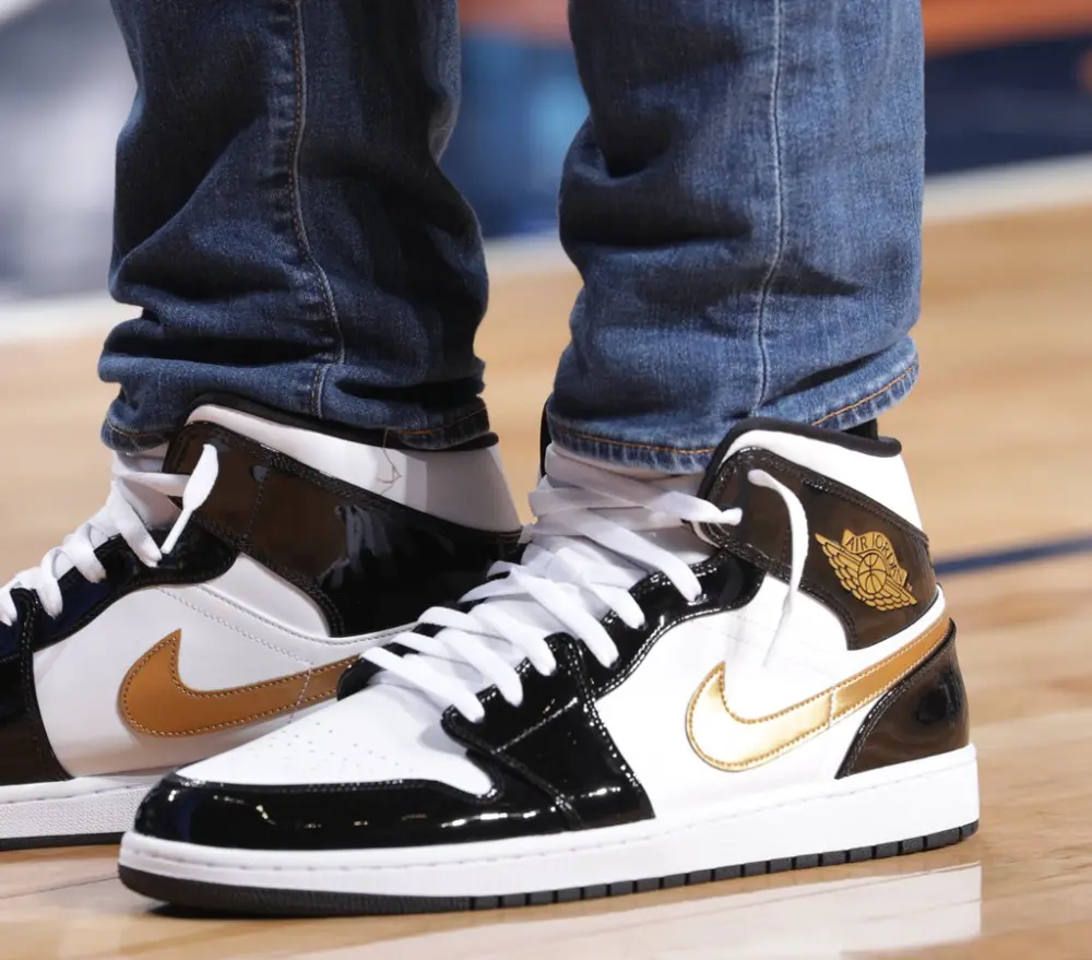 Giày Nike Air Jordan 1 Mid Patent 'Black Gold' 852542-007 - Ảnh 3