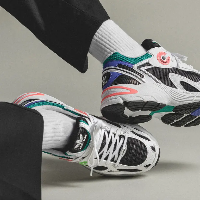 Giày Adidas Astir 'White Black Acid Red' GY1122 - Ảnh 4