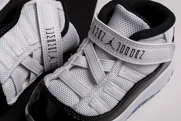 Giày Nike Air Jordan 11 Retro TD 'Concord' 2018 378040-100 - Ảnh 5