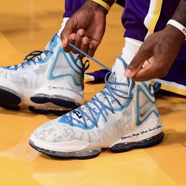 Giày Nike LeBron 19 'Space Jam' DC9338-100 - Ảnh 5