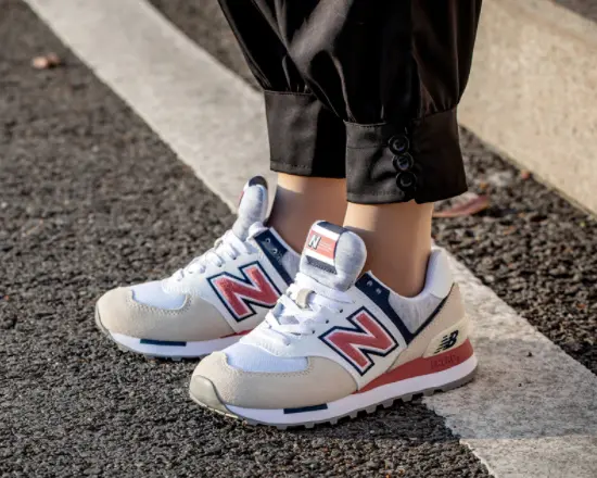 Giày New Balance 574 'Beige' WL574VAC - Ảnh 3