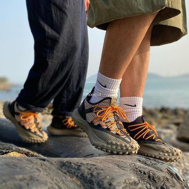 Giày Nike ACG Mountain Fly Low 'Fossil Stone' DA5424-200 - Ảnh 2