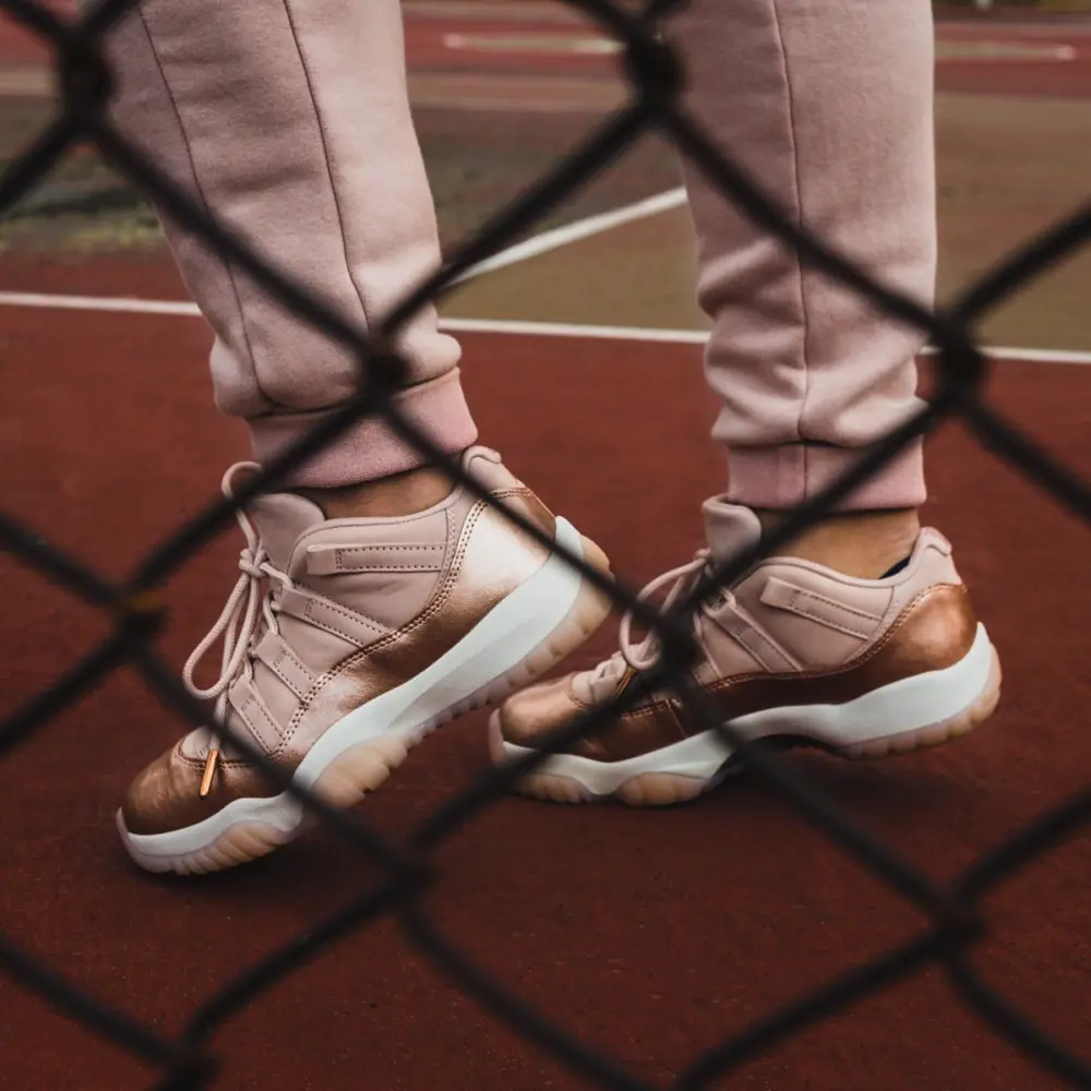 Alternative view of Giày Nike Wmns Air Jordan 11 Low 'Rose Gold' AH7860-105