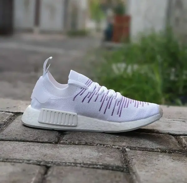 Alternative view of Giày Adidas Wmns NMD_R1 STLT PK 'Cloud White Purple' BD8017