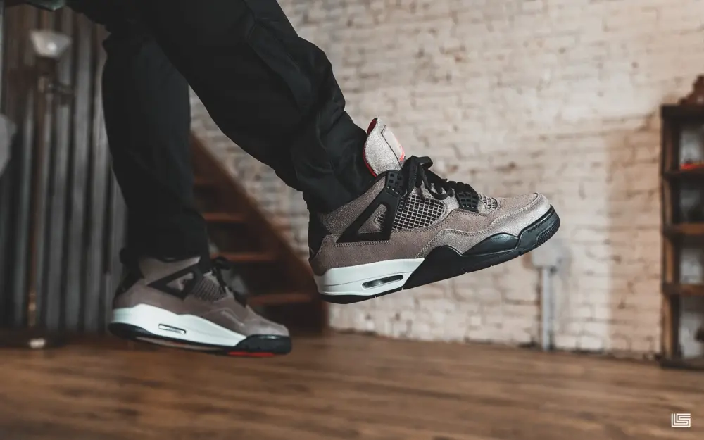 Giày Nike Air Jordan 4 Retro GS 'Taupe Haze' DJ6249-200 - Ảnh 4