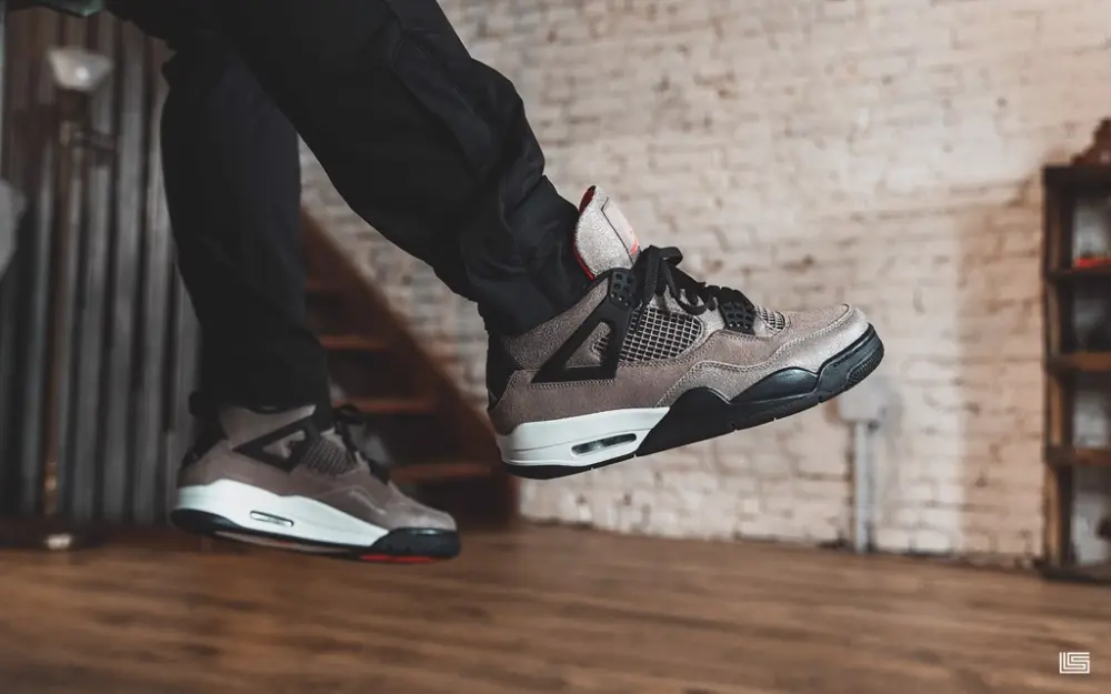 Giày Nike Air Jordan 4 Retro 'Taupe Haze' DB0732-200 - Ảnh 3